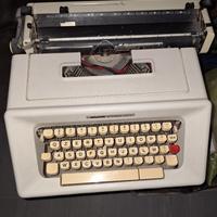 macchina da scrivere olivetti 45