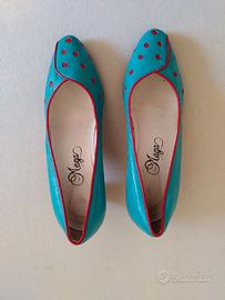 Scarpe décolleté in pelle color turchese e rosso
