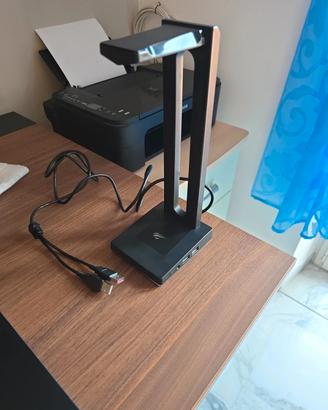 Stand per cuffie rgb con 2 porte usb e jack