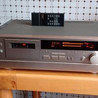 Registratore a cassette TEAC V-9000