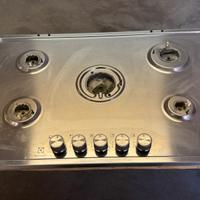 Piano cottura 5 fuochi