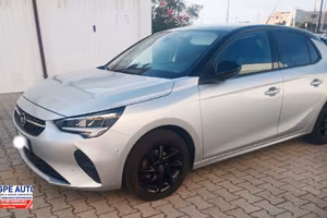 Opel Corsa 1.2 Design & Tech