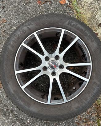 Gomme invernali con cerchi in lega - ottime