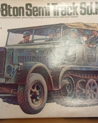 Kit TAMIYA German 8TonSemi Track Sd. Kfz7 