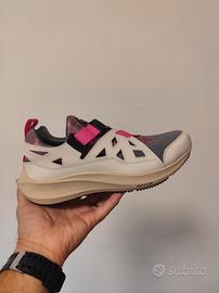 Sneakers Nike Air Zoom nuove numero 40.5