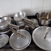 padelle, pentole, coperchi e scolapasta alluminio