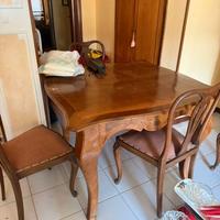 Tavolo con sedie Chippendale