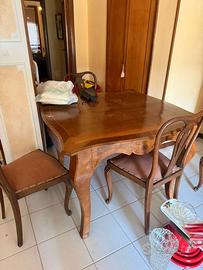 Tavolo con sedie Chippendale