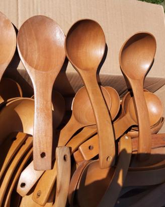 30 Cucchiai in legno