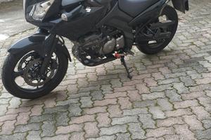 Suzuki v-strom 650 