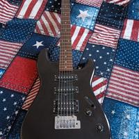 Squier Bullet by fender dell 87