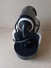 macchina da caffe Nespresso DeLonghi.