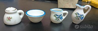 Stoviglie miniature in porcellana vintage  mignon 