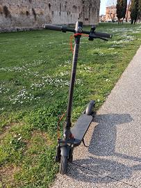 Monopattino elettrico 