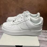 Nike Air Force 1 bianche originali – taglia 42
