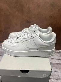 Nike Air Force 1 bianche originali – taglia 42