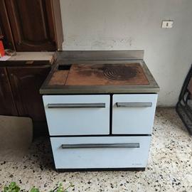 stufa a legna con forno