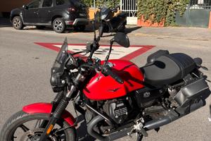 Moto Guzzi V7 Stone 2023