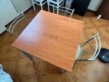 Tavolo allungabile