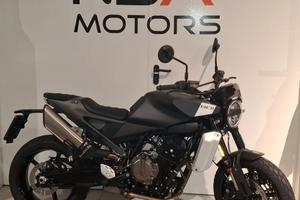 Husqvarna Svartpilen 801