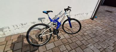 MTB Mountain bike bici da adulto 26