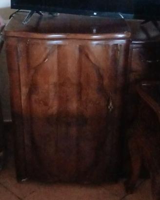 macchina per cucire originale con mobile in legno
