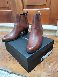 Tronchetto in cuoio Angelo Bervicato