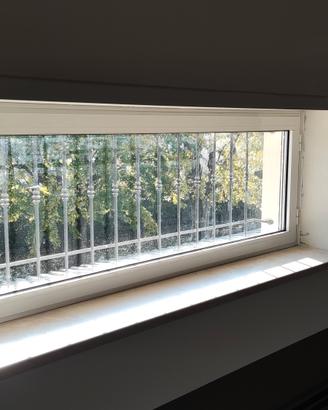 Finestra bianca mono anta