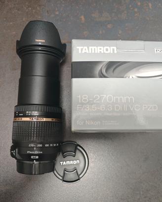 Ottica Tamron 18-270mm per Nikon formato DX APS-C.