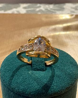Anello con pietre zirconi placcato oro