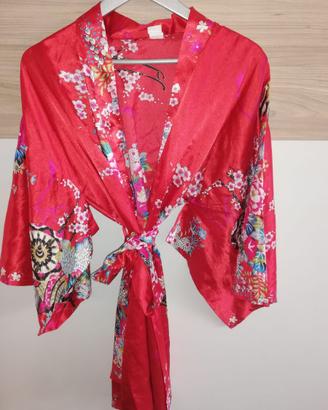 Kimono giapponese usato solo una volta