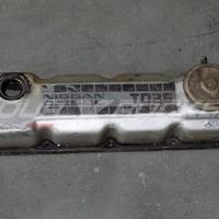 Coperchio punteria Nissan King Cab D21 2.5td