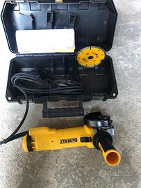 Smerigliatrice angolare DeWalt DWE4217KD
