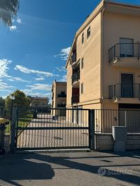 Garage con serranda elettrica