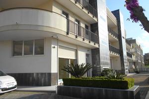 Negozio a Noci, via Zygmunt Kelz 6, 1 locali