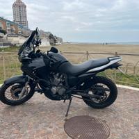 Honda transalp 700