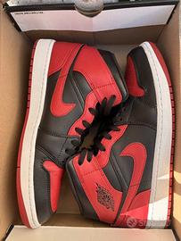 Jordan 1 MID