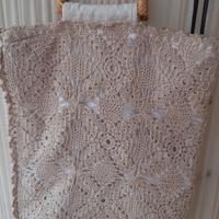 shopper realizzata ad uncinetto 