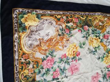 Foulard seta pura Valentino