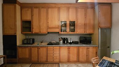 cucina in legno usata