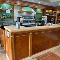Attrezzatura completa per cucina, bar e sala