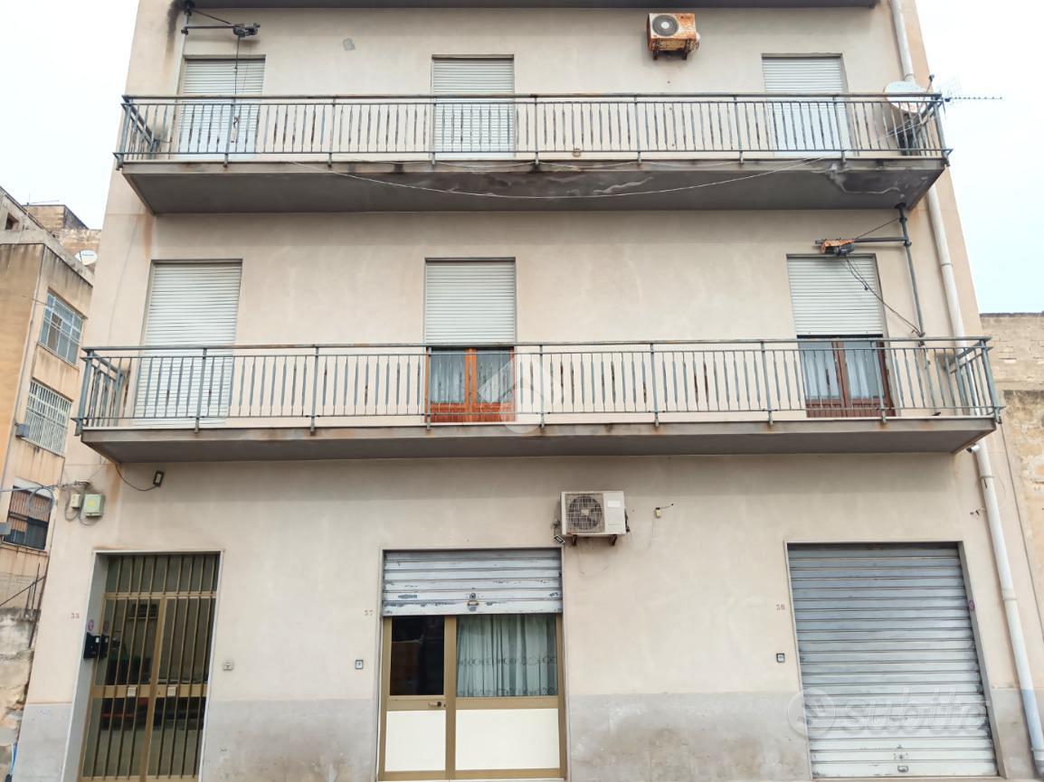 6 LOCALI A TRAPANI - Vista 3