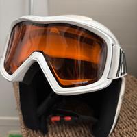 Casco e occhiali scii