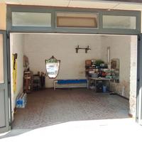 Infisso in alluminio colore canna di fucile