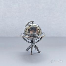 Mappamondo Stilizzato - Argento 800