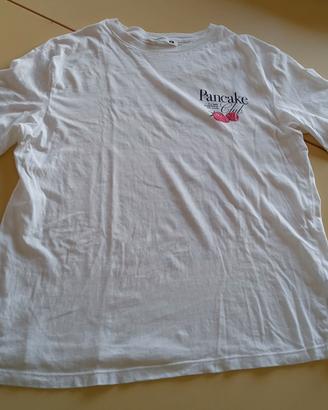 t-shirt molto ampia