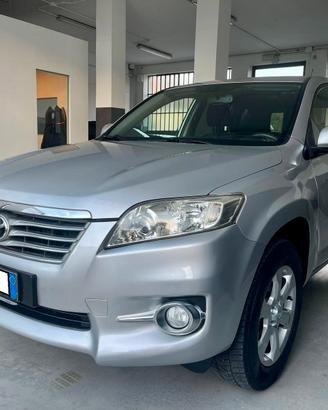 Toyota RAV 4 RAV4 Crossport 2.2 D-4D 150 CV Lounge
