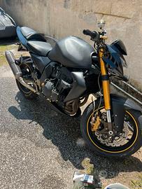 Kawasaki z750 2005
