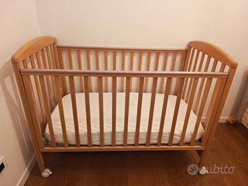 Culla per bambini in legno Pali