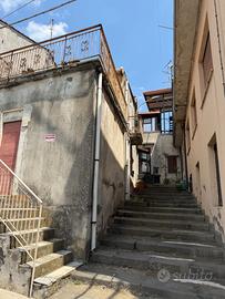 Casa singola su due piani